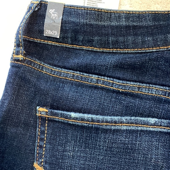 Abercrombie and Fitch Jeans - Picture 5 of 9